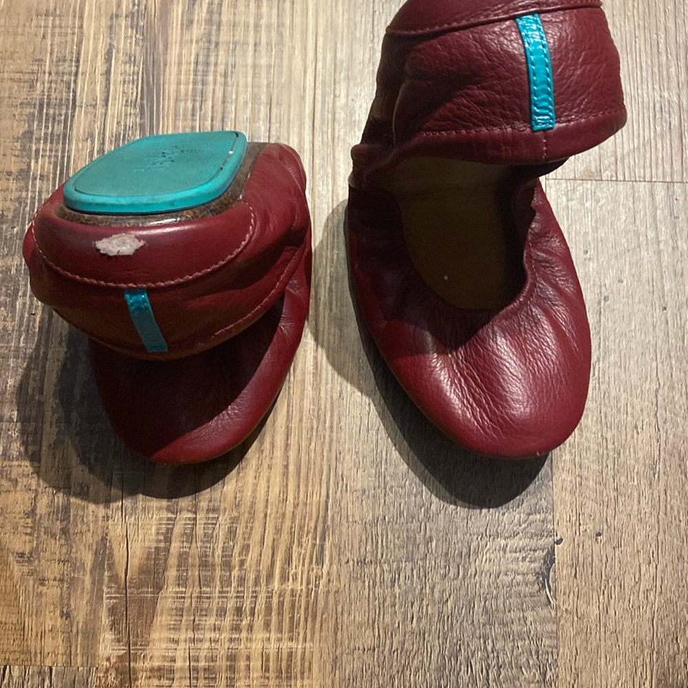 Burgundy Leather Tieks 9